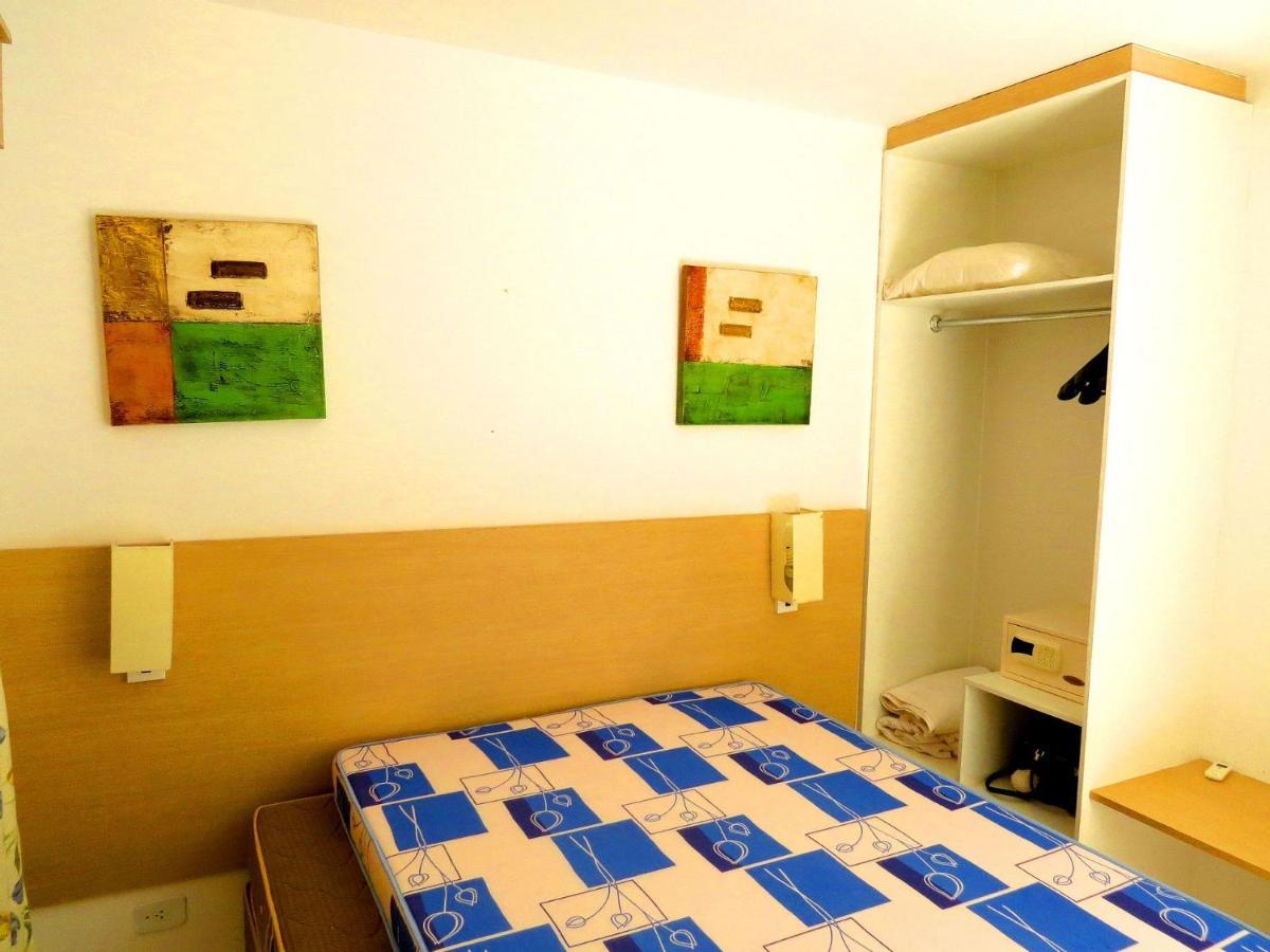 Pontal do Lago Apartamentos para Temporada Caldas Novas Exterior foto