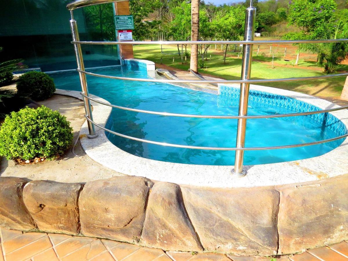 Pontal do Lago Apartamentos para Temporada Caldas Novas Exterior foto