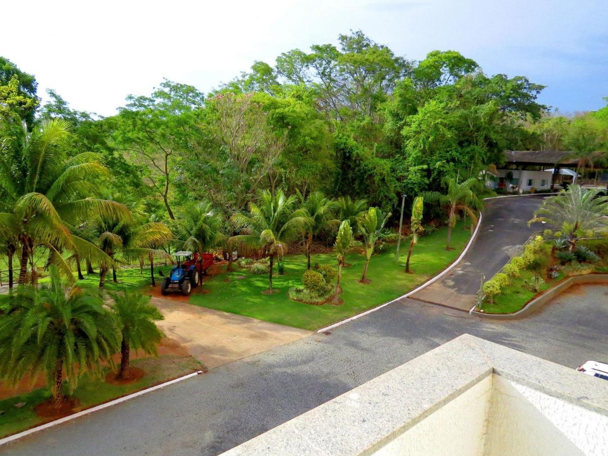 Pontal do Lago Apartamentos para Temporada Caldas Novas Exterior foto