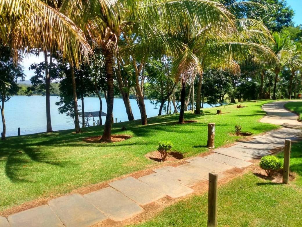 Pontal do Lago Apartamentos para Temporada Caldas Novas Exterior foto